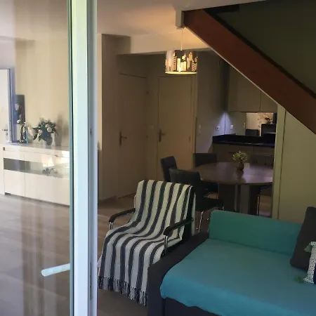 Villa 3 Ac Garden Pool Parking 2 Min By Car